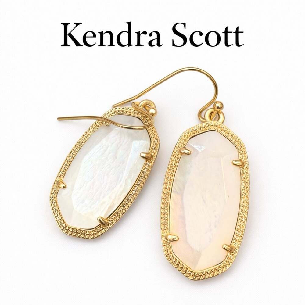 NWOT Kendra Scott Elle Gold Drop Earrings in Ivory Mother-of-Pearl